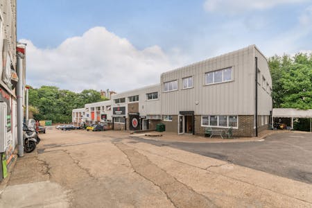 Unit 3, Watford, Industrial / Office / Trade Counter To Let - EXTERIOR5.jpg