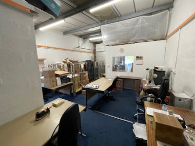 14 Cattell Road, Warwick, Warehouse To Let - Internal 1.jpg
