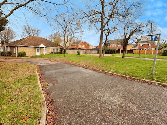 1 & 2 Bradd Close, South Ockendon For Sale - 6ae56a04IMG20251209WA0008 20 20Copy.jpg