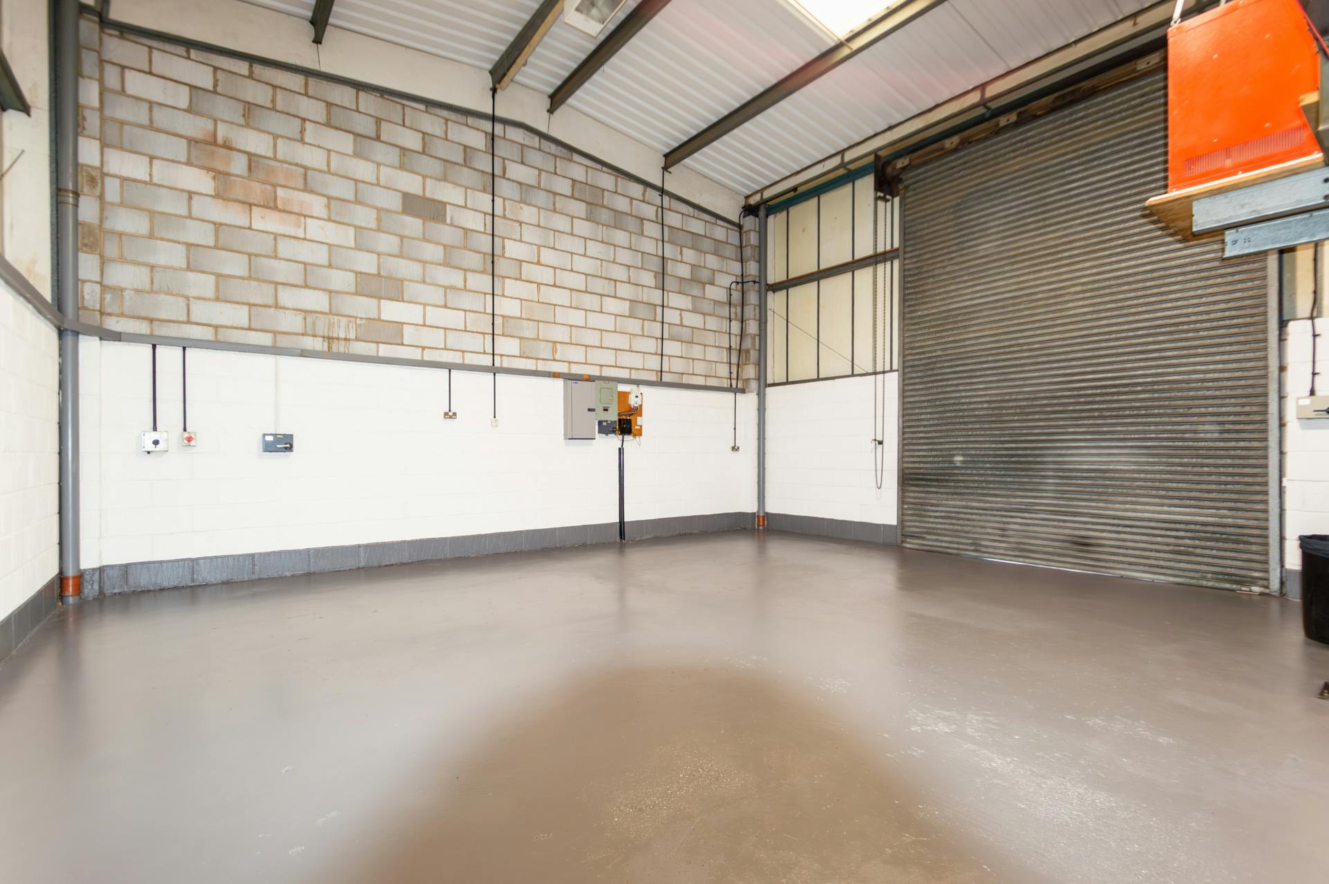 Industrial Unit in Verwood - photo 3