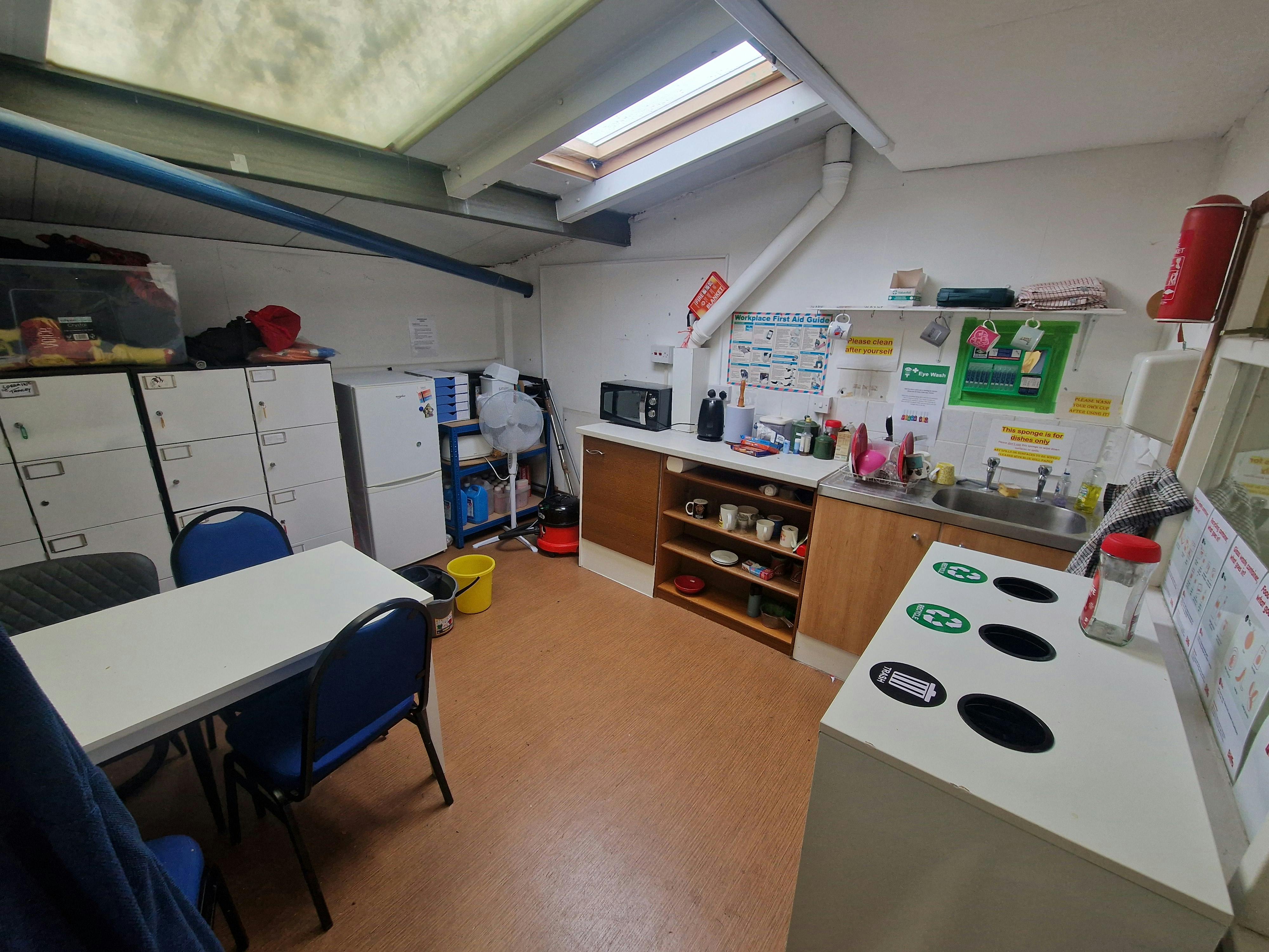 Industrial Unit in Havant - photo 3