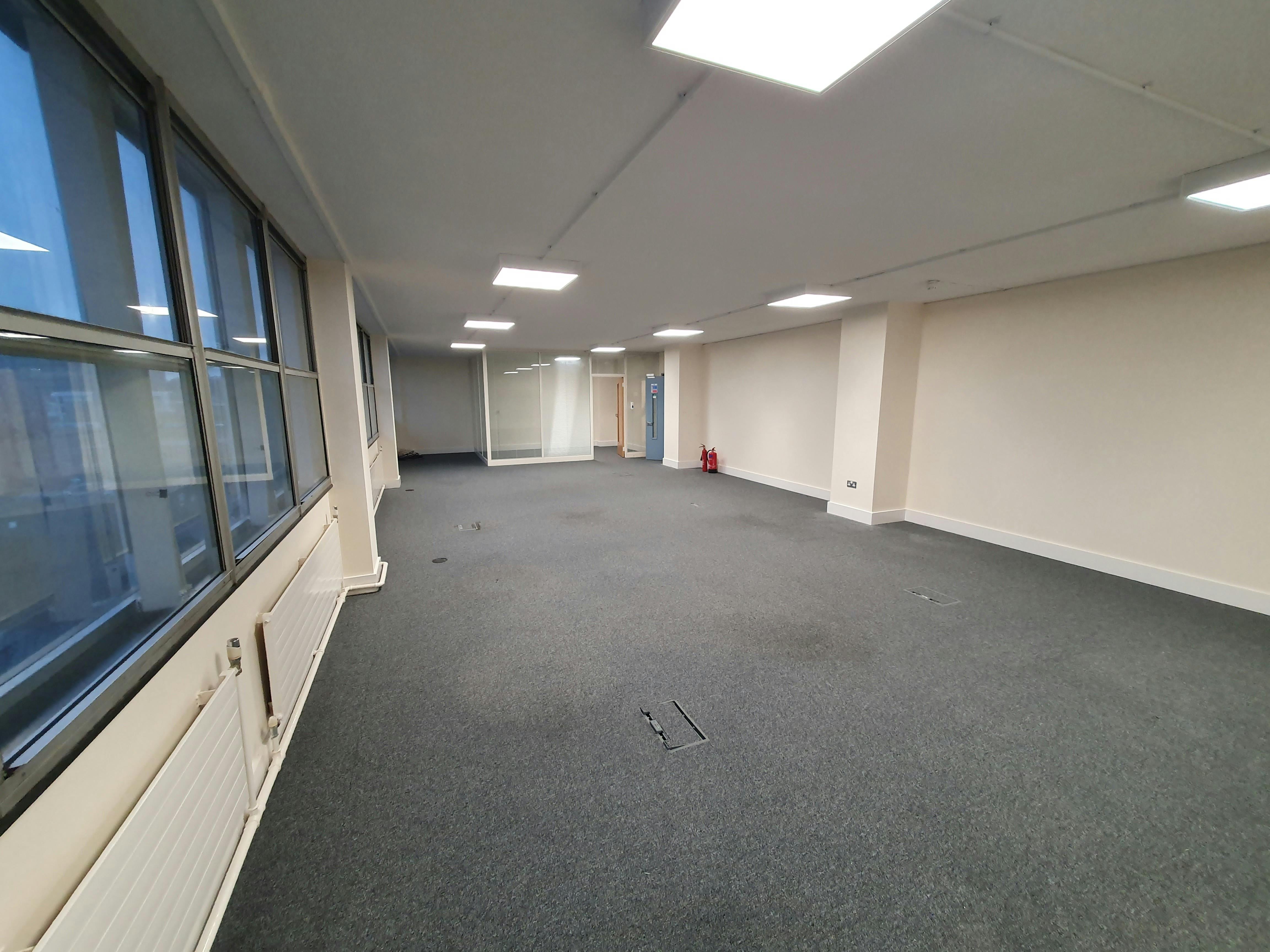 Suite 3B2, Westmead House, Farnborough, Offices To Let - 3 b2.jpg