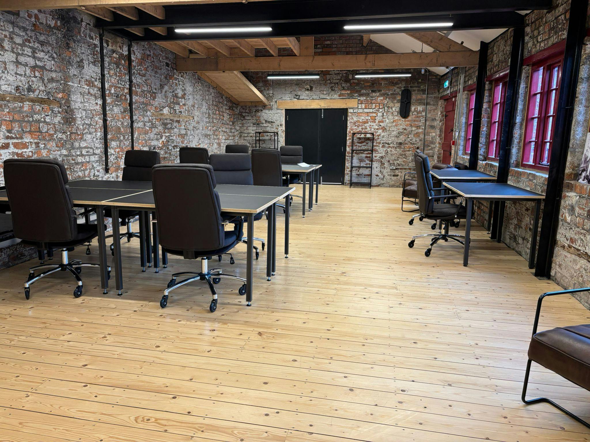 Leah's Yard, Office F15, Sheffield, Offices To Let - WhatsApp Image 2026-05-07 at 14.37.28.jpeg
