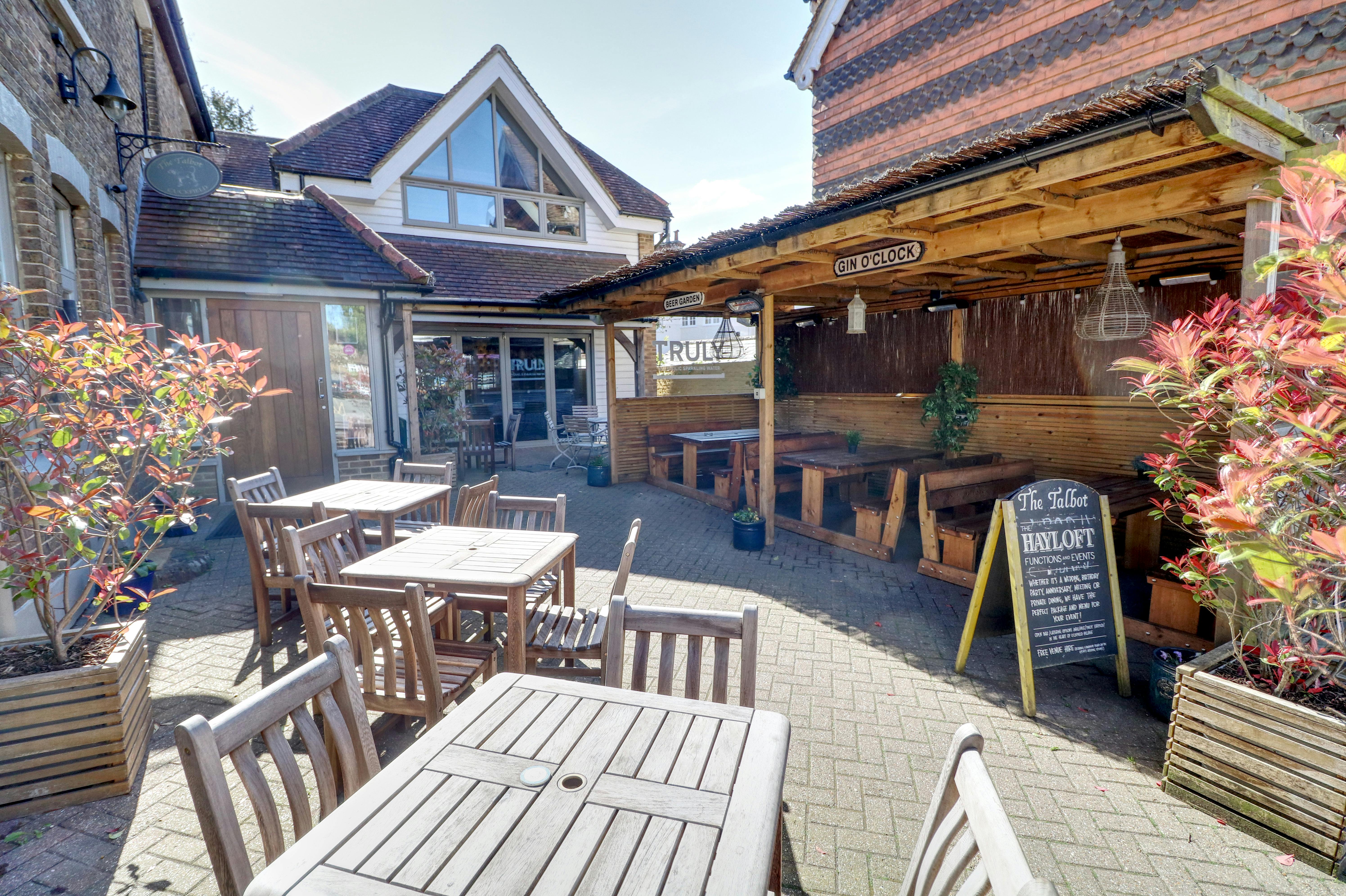 The Talbot Inn, High Street - Courtyard.jpg