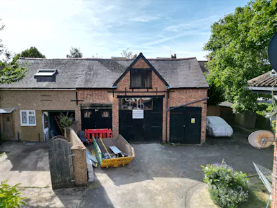 Garages to the rear of 5 Benskin Road, Watford, Other For Sale - DJI_0188.JPG