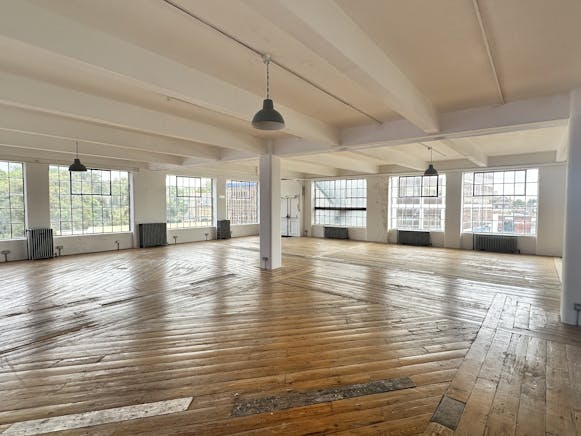 The Vale Studios, 231 The Vale, London, Industrial/Logistics / Office To Let - 1690FA77EF544DD081993BD7D3B56824.jpeg