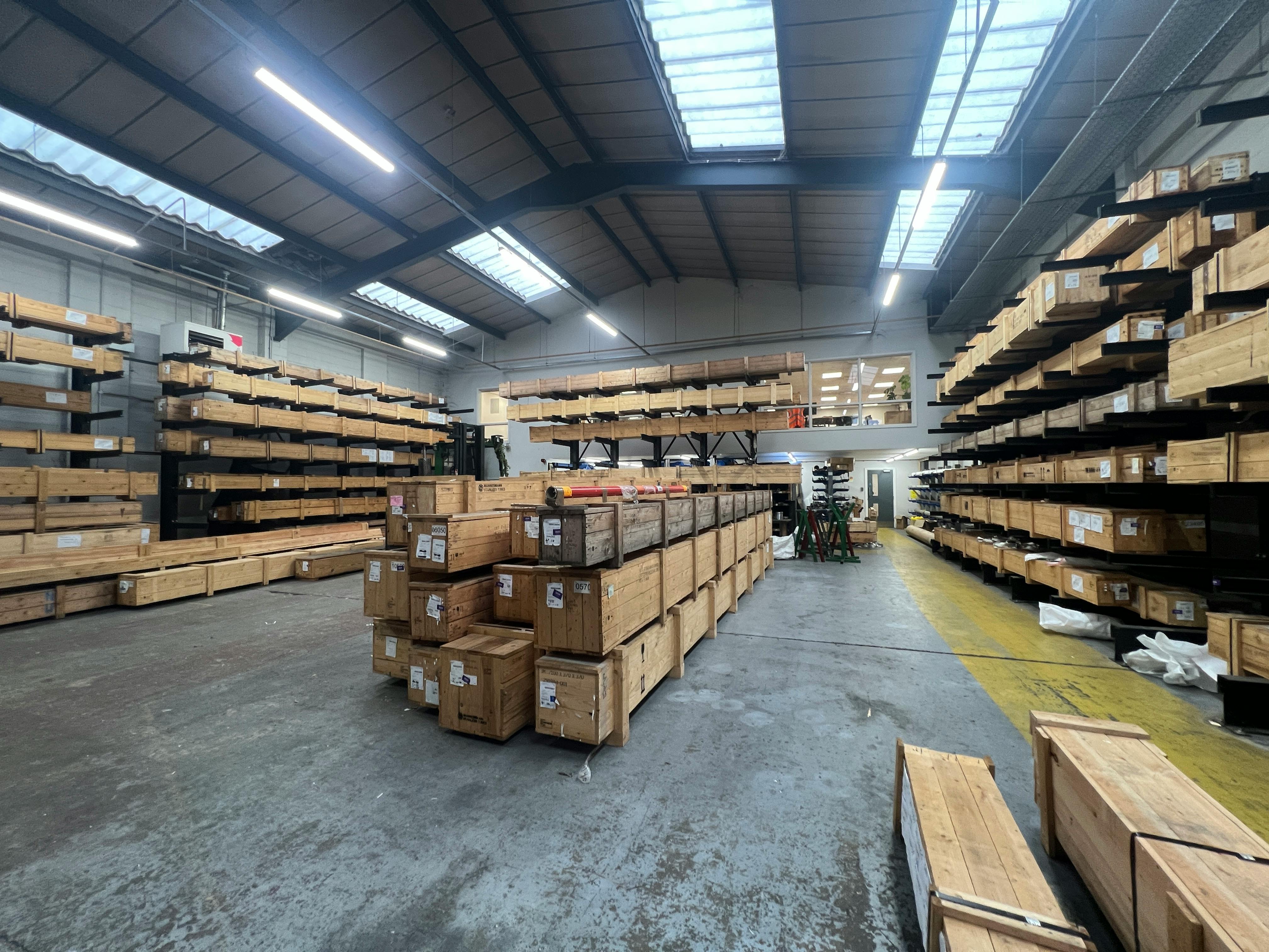 Industrial Unit in Southampton - photo 2