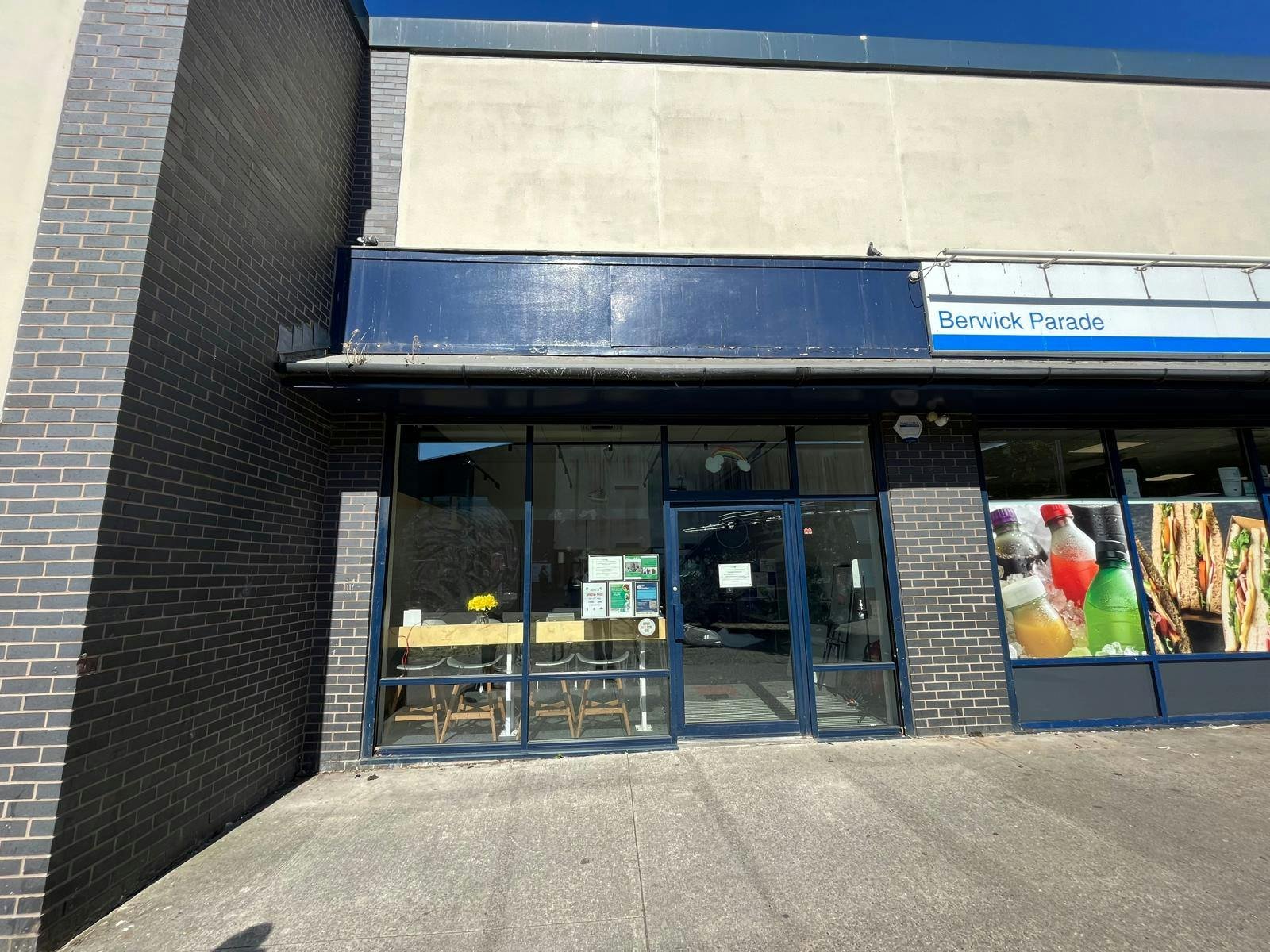 2 Berwick Parade, Stockport, Offices / Retail To Let - IMG20250605WA0035.jpg