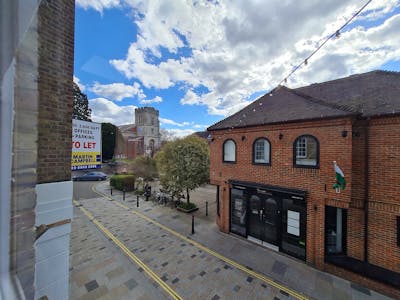 Thames House, Twickenham, Office To Let - 20230327_115827.jpg