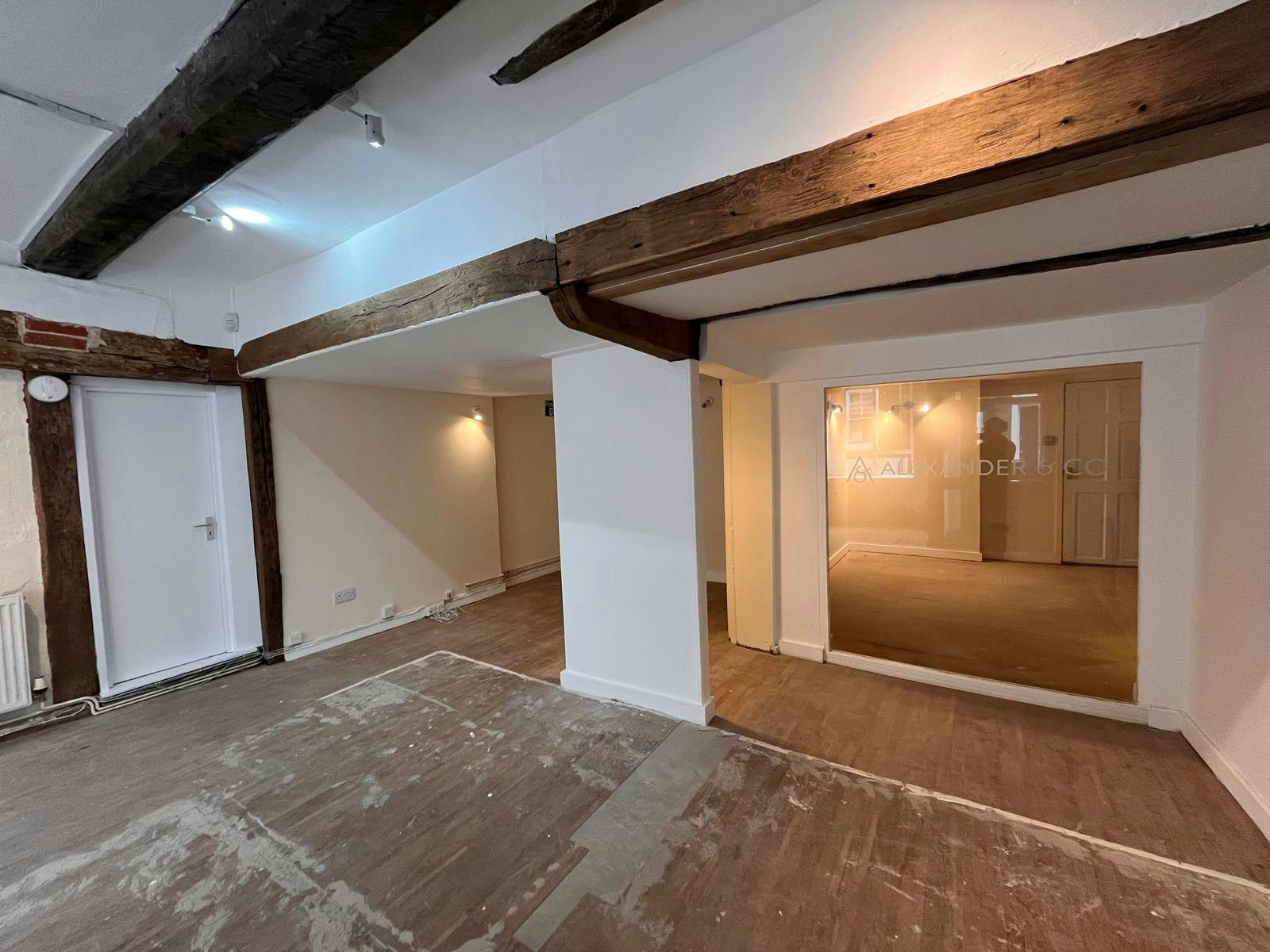 15 Temple Street - WhatsApp Image 20251027 at 165309_2d95ab26.jpg