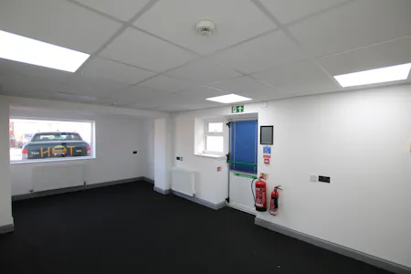Suite 1, 376 Ringwood Road, Poole, Office To Let - IMG_5900.JPG