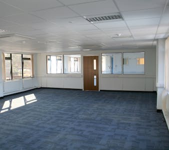 George Road Business Park, Birmingham, Office To Let - George House detail 9 800x710.jpg