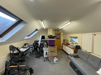 42C Upper High Street, Thame, Office To Let - IMG_6779.JPG