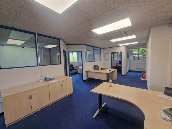 Unit 13 Campbell Court, Bramley, Nr Basingstoke, Industrial / Office To Let / For Sale - 20250731_131744.jpg