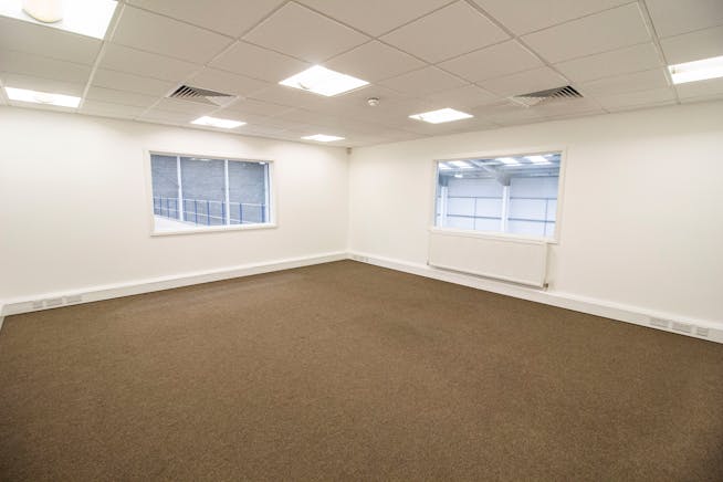 Apex Point, 49-53 Standard Road, Park Royal, Industrial / Warehouse To Let - 9.jpg