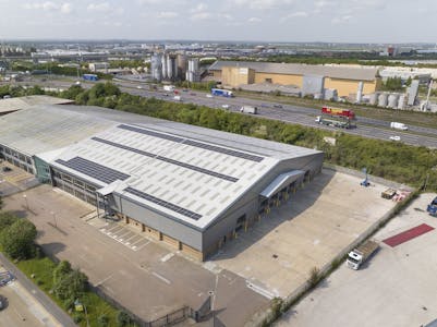 Unit A Triton Centre, Unit A, Grays, Industrial / Warehouse To Let - IW180523CA012.jpg