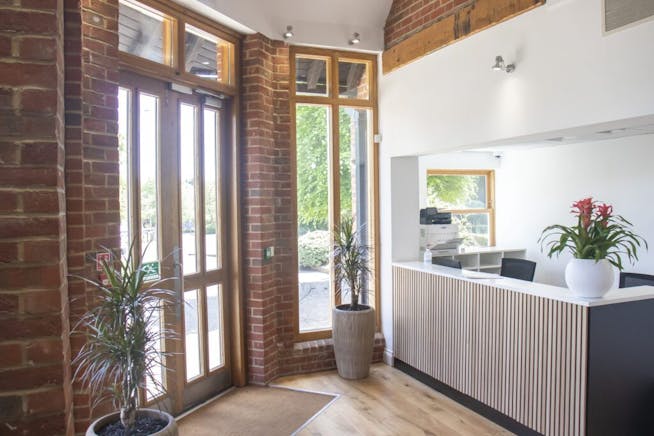 Cheyenne House, West Street, Farnham, Offices / Serviced Offices To Let - 0b97a632a2ba4c26a30b583df246e1a0.jpeg