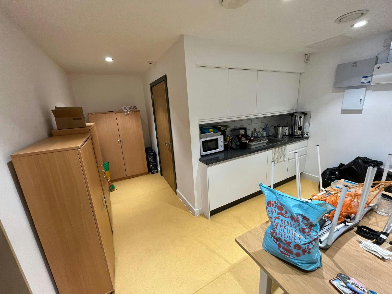 2 Berwick Parade, Stockport, Offices / Retail To Let - IMG20250605WA0042.jpg