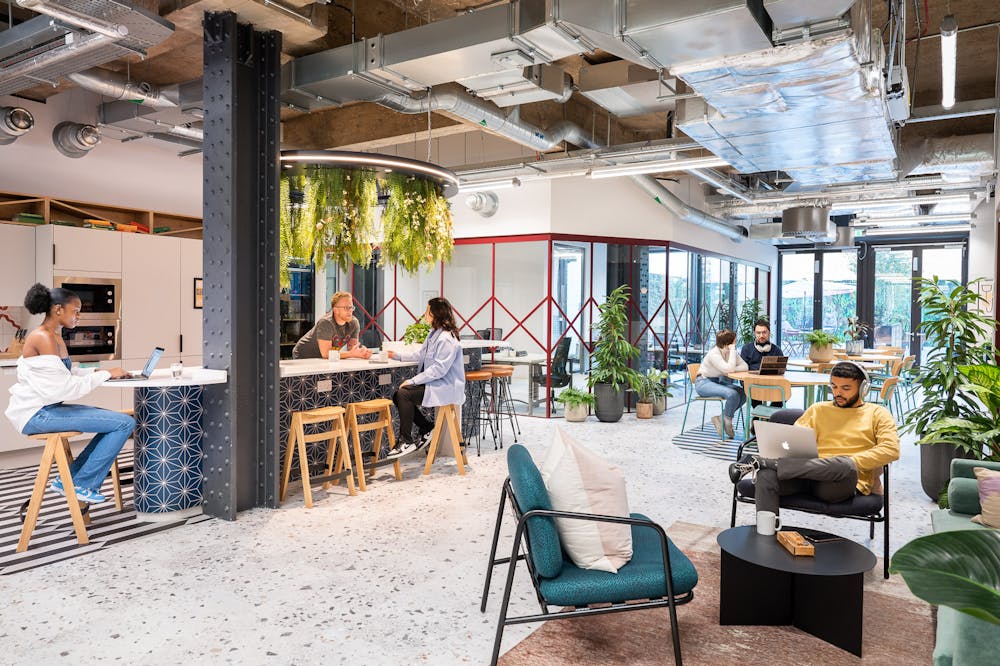 Runway East, Aldgate East, The Hickman Building - RE_AldgateEast_Lifestyle_141122_23.jpg