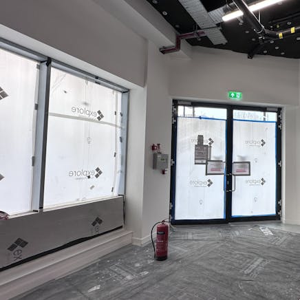 Acorn House, 314-320 Gray's Inn Road, London, Retail To Let - Acorn House, 314 - 320 Gray's Inn Road, London WC1X 8DP - retail internal 2.JPEG