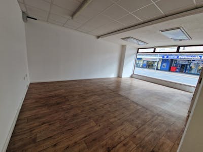 Unit 6, The Gallery Arcade, 143-147 London Road, Portsmouth, Retail To Let - Vacant 2.jpg