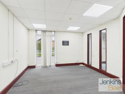Unit 9A, Avondale Industrial Estate, Cwmbran, Office To Let - CAM05096G0-PR0059-STILL014.jpg