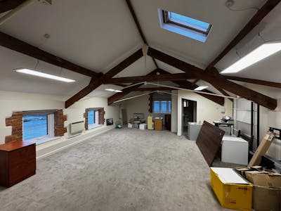 Suites F1 and F2, Woodside Court, Yeovil, Office To Let - 2.jpg