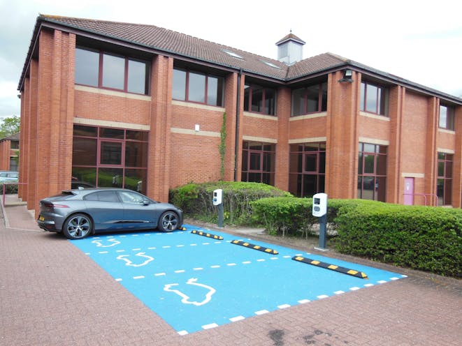 Beech House, Fleet, Offices To Let - DSCN7439.JPG