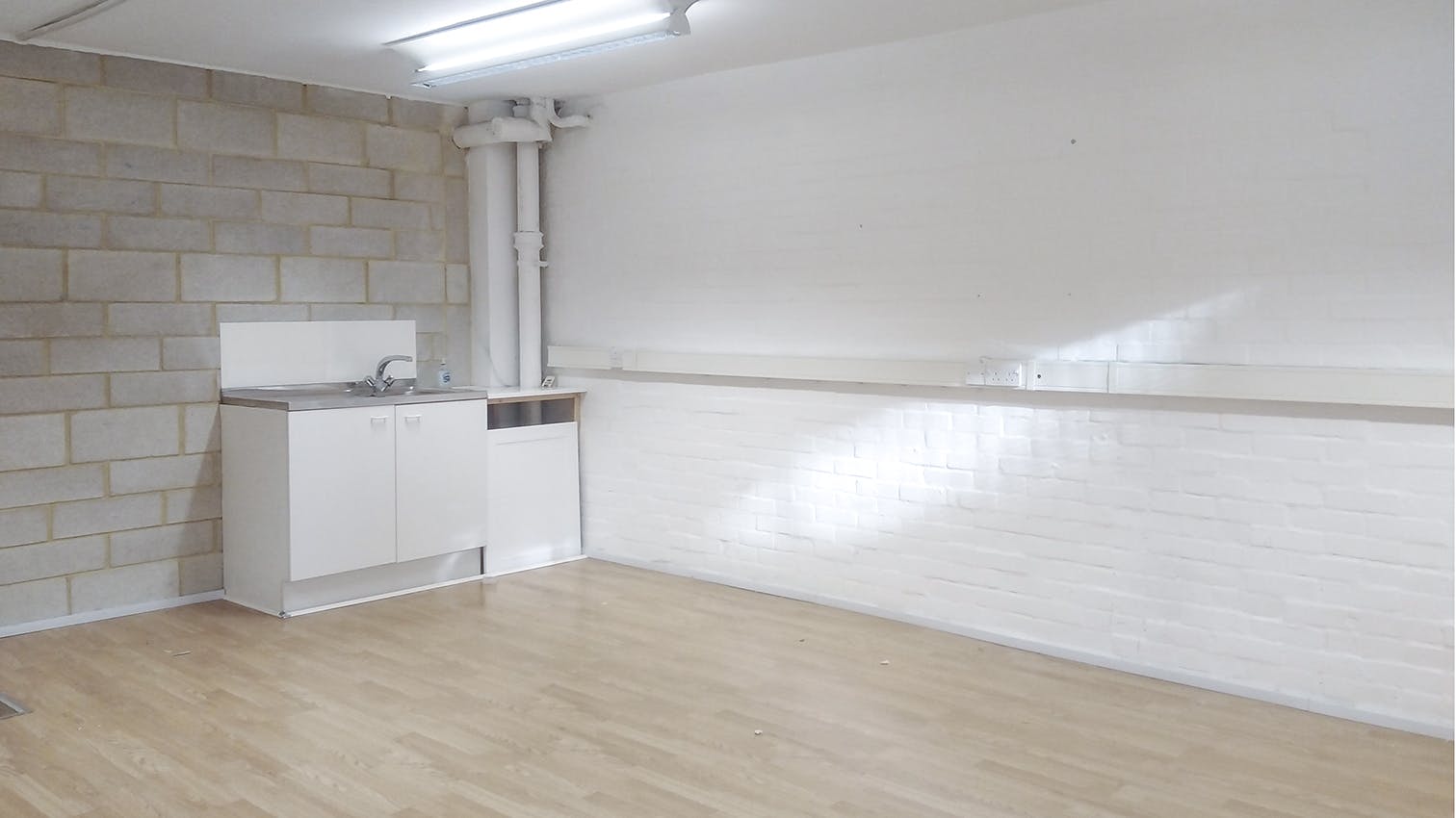 Baseline Studios, Whitchurch Road, Notting Hill, Office To Let - Baseline Buisness Notting Hill Studios W11 office for rent west London kitchenette.jpg