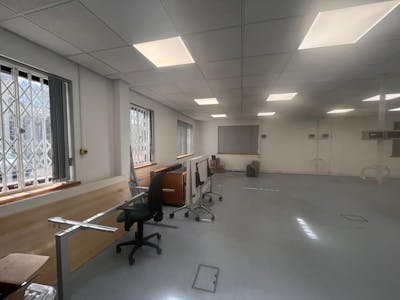 Unit 2 Chiltern Court, Chesham, Office To Let / For Sale - WhatsApp Image 2026-04-02 at 15.50..jpeg