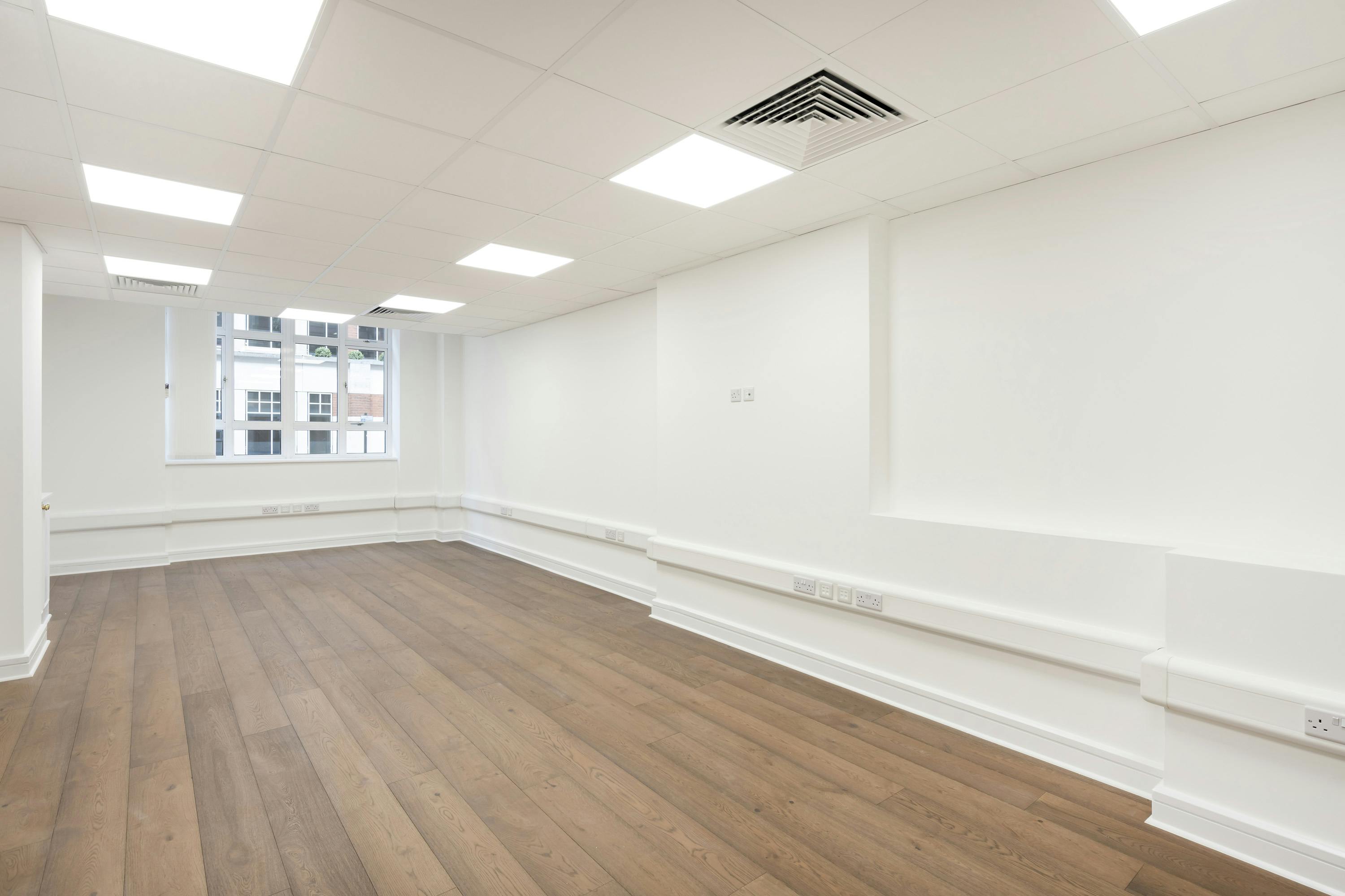 55 Park Lane, London, Offices To Let - Office 8 2.jpg