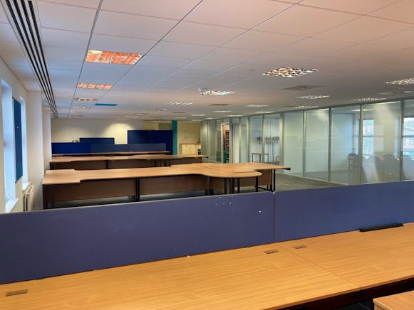 Part First Floor, Cheney House, Wokingham, Offices To Let - 16.jpg