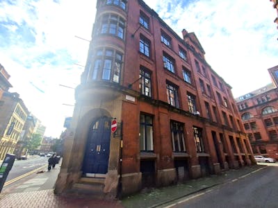 48 Princess Street, Manchester, Retail To Let - 20231018_115202.jpg