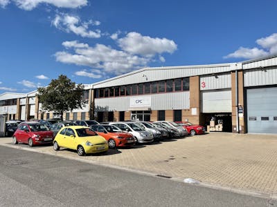 3 Beta Way, Egham, Warehouse To Let - 3 Beta Way - Main 2.jpg
