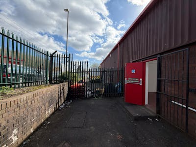 Unit 23, Bowen Industrial Estate, Aberbargoed, Industrial To Let - b4597a90-7d7b-41e7-a22b-f6ba1dd70d32.jpg