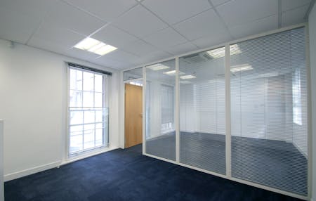 12 Groveland Court, London, Office To Let - com169210364.jpg