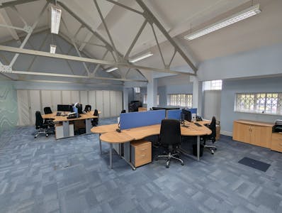 Unit 3A, Radlett, Office For Sale - PXL_20240927_123225960.jpg