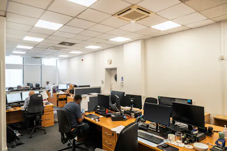 168 Finchley Road, London, Office To Let - 1-6a9059dc6ad3c-1513065 (6)-1.jpg