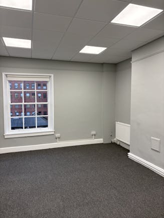 25a Park Square West, Leeds, Offices To Let - IMG_5712.jpeg