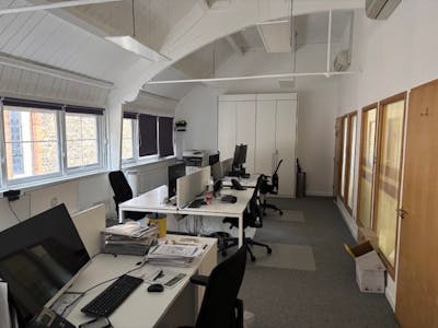 Langley House, London, Office To Let - 13.jpg
