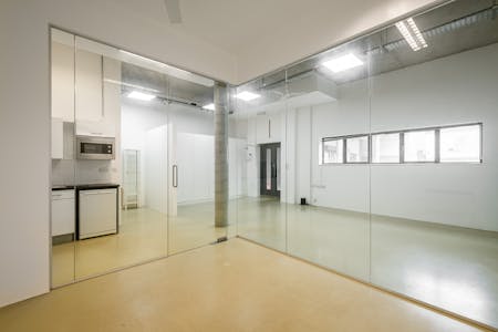 Northside Studios - Unit 1.06, 16-29 Andrews Road, London, Office To Let - North Side Studios 1.06 - Low Res 12.jpg