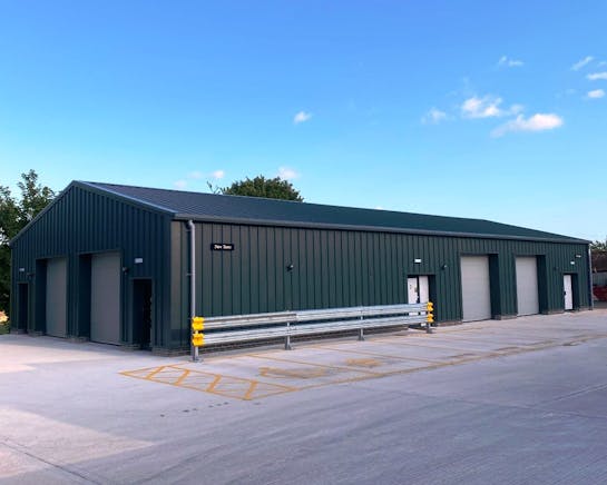 Unit 4 New Barn, Upton Grey, Basingstoke, Industrial / Industrial To Let - IMG_3438copy.jpg