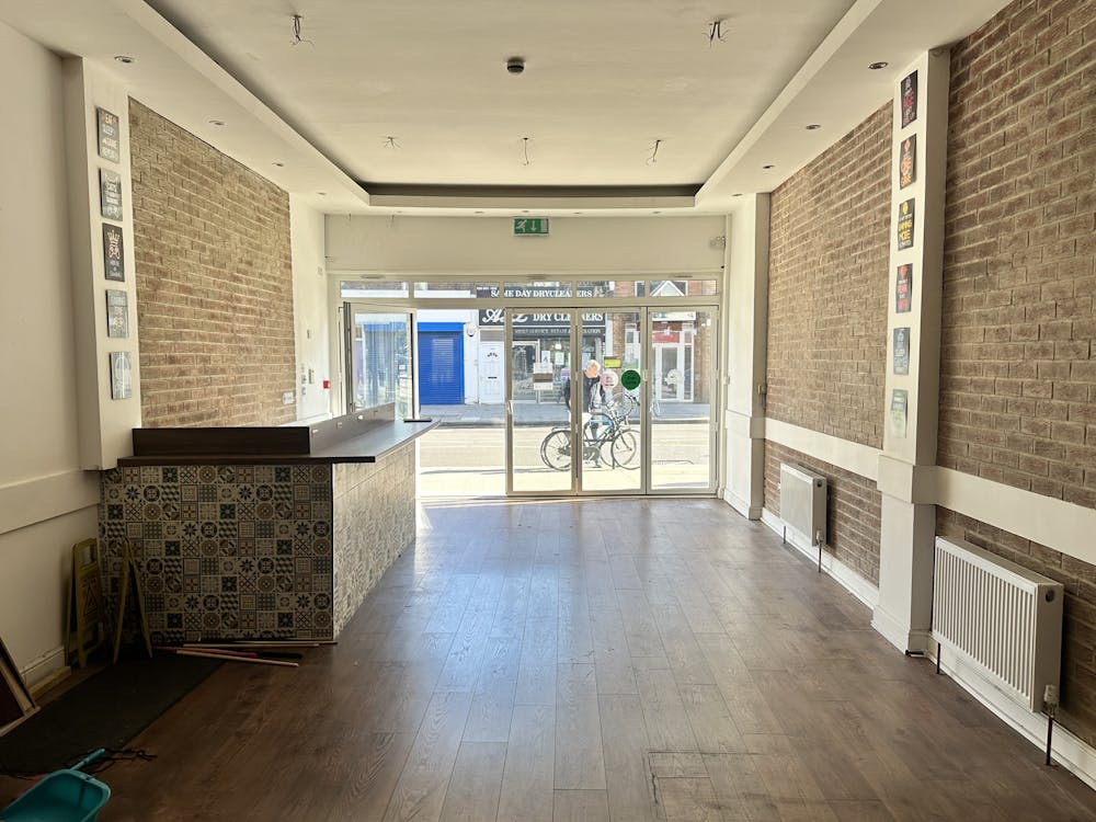 112 Askew Road, London, Restaurant / Retail To Let - B18F033AF87A496EAAAD0C2FC12472F0.jpeg