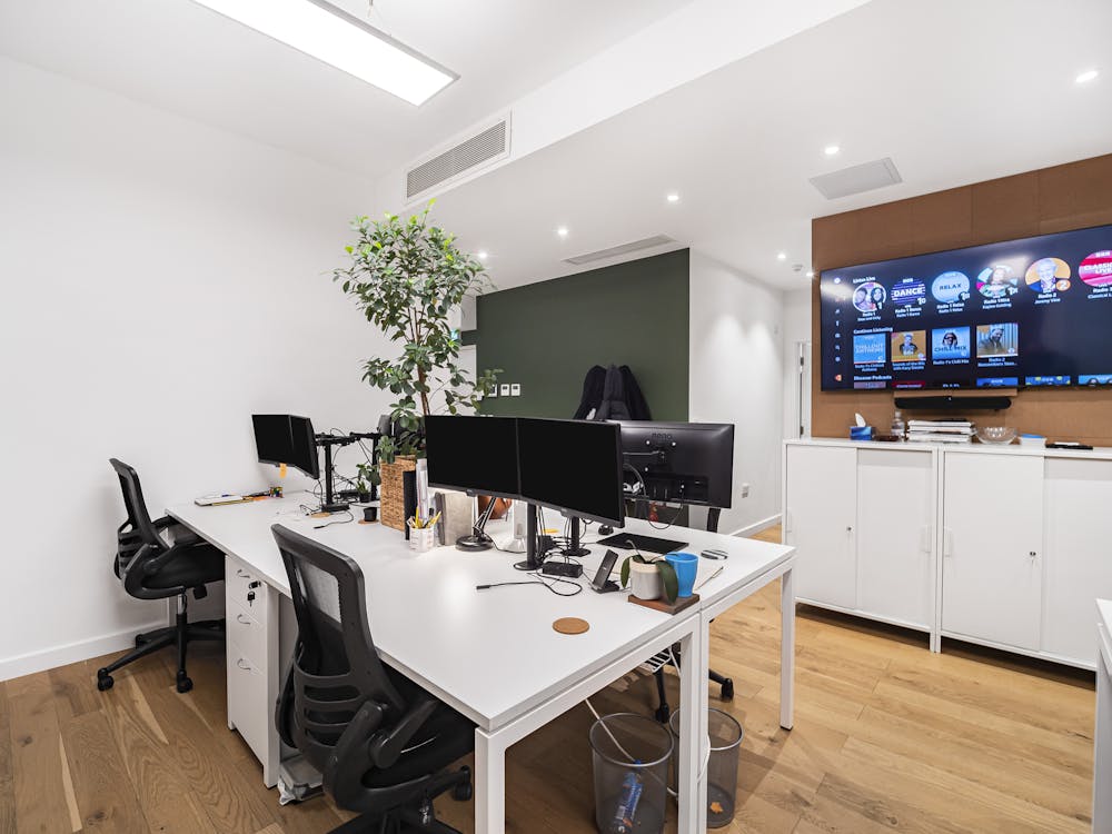 4 Sudrey Street, London, Office To Let - 17_29435.JPG