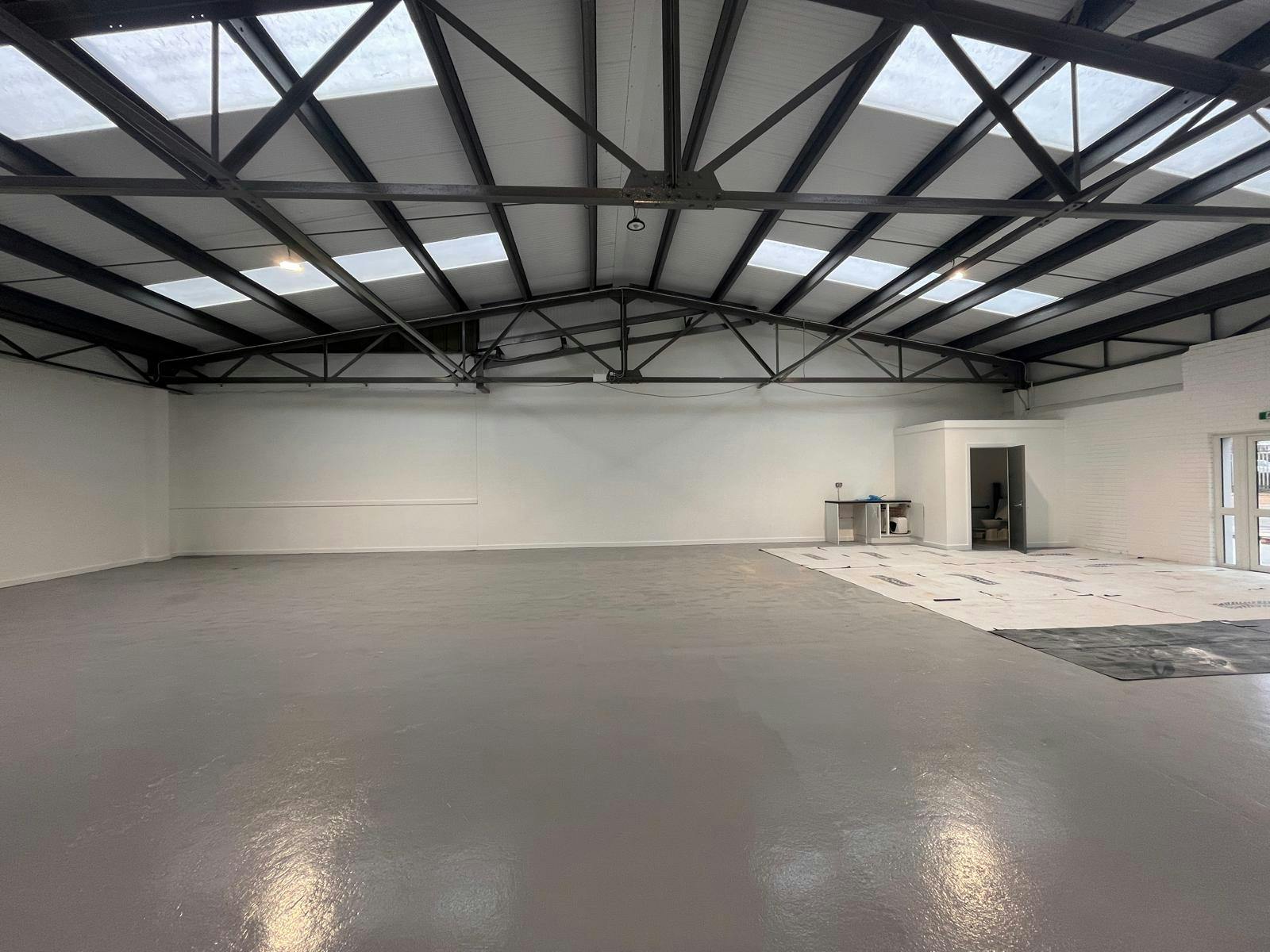 Units 2-4 The Point, Aylesbury, Industrial To Let - WhatsApp Image 20251217 at 1645.jpeg