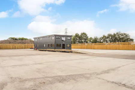Overtown Road, Newmains, Industrial/Logistics To Let - Front Yard (2).jpg