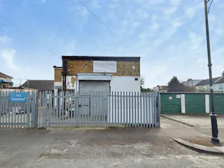 Waterloo Road, Southend-on-Sea, Retail For Sale - e8140794-09b7da79-cc90-472b-a0f1-0da8fd21ac43.JPG