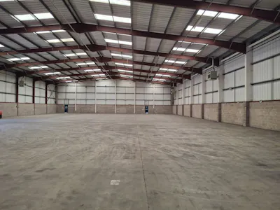 Unit 15 Tewkesbury Business Park, Alpha Close, Tewkesbury, Industrial / Warehouse To Let / For Sale - 20260529_135937.jpg