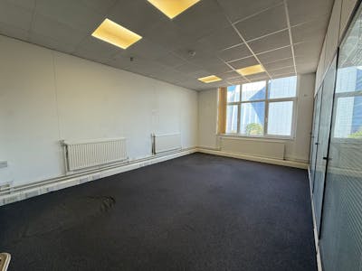 19-20 Clifftown Road, Southend-on-Sea, Office To Let - IMG20250715WA0070.jpg