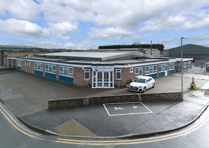 Crossroads House, Weir Lane, Worcester, Investment - Office / Office For Sale - Crossroads House_001.jpg